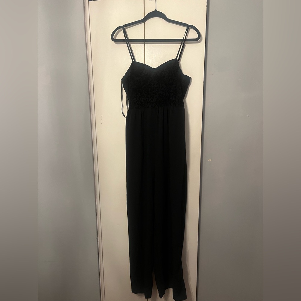 Elegant velvet detailing Black Jumpsuit